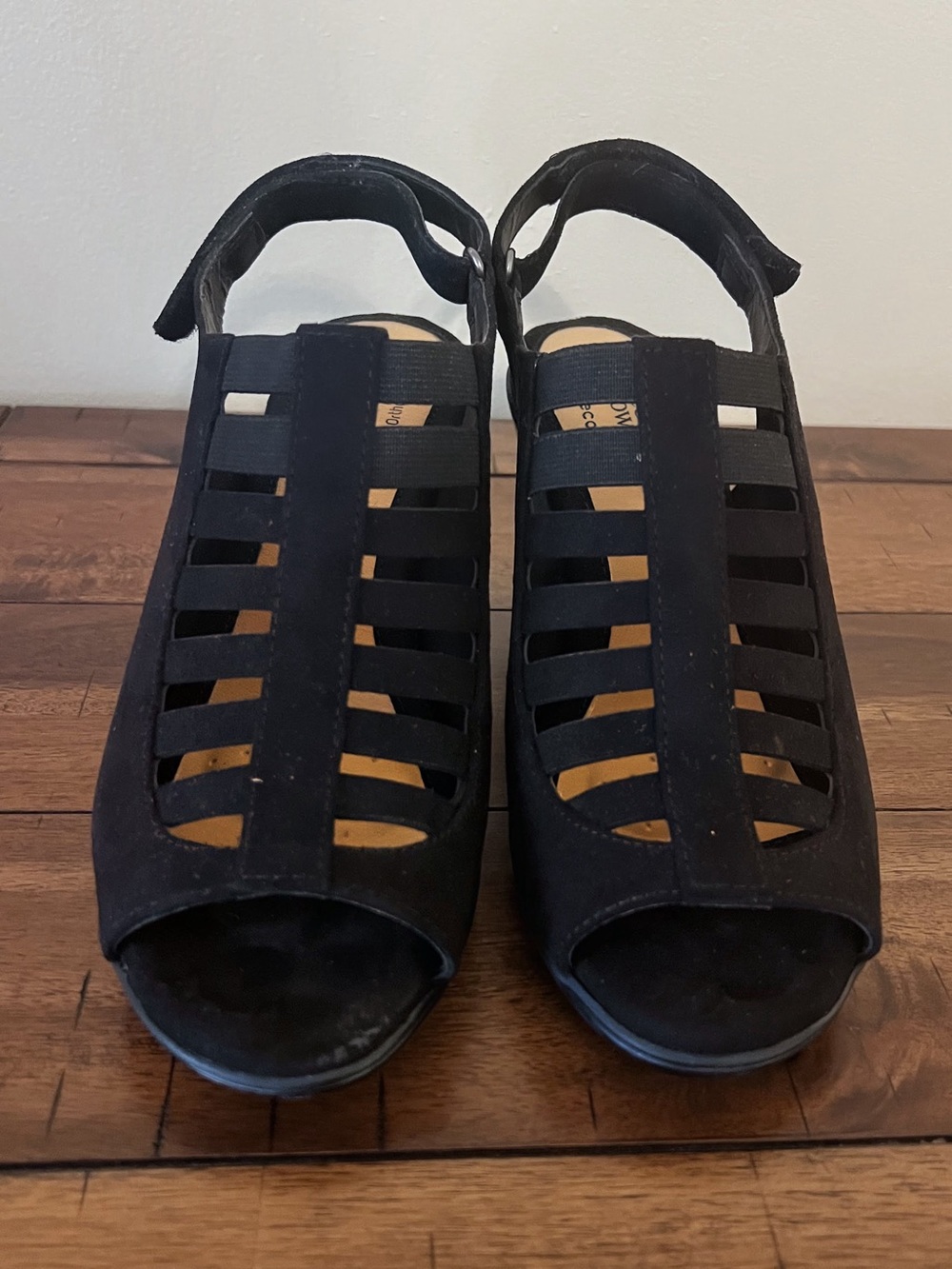 Croft & Barrow Black Strappy Peep-Toe Heels